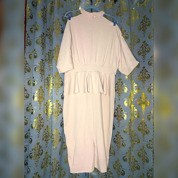 Open Shoulder Peplum Midi Dress - Picture 2 of 4